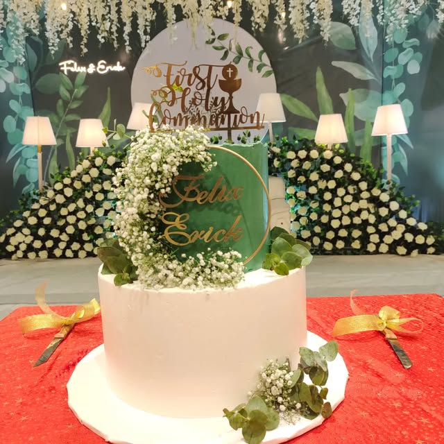 Green Floral Celebration Cake — Noel’s original cake